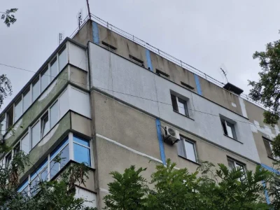 Продаётся 2х ком. Бородинский. ул. Ладожская  Торг  уместен!