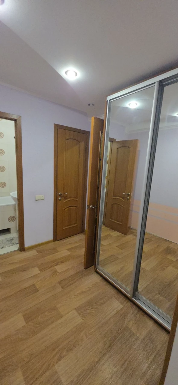 Продаж 2к.кв по вул. В.Сергієнко 6 ( Хортицький р- н)