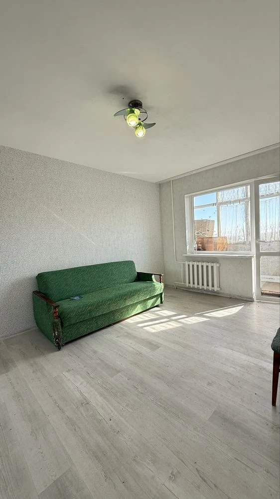 Продам 1-комн. квартиру, 16 мкр-н, Бабурка