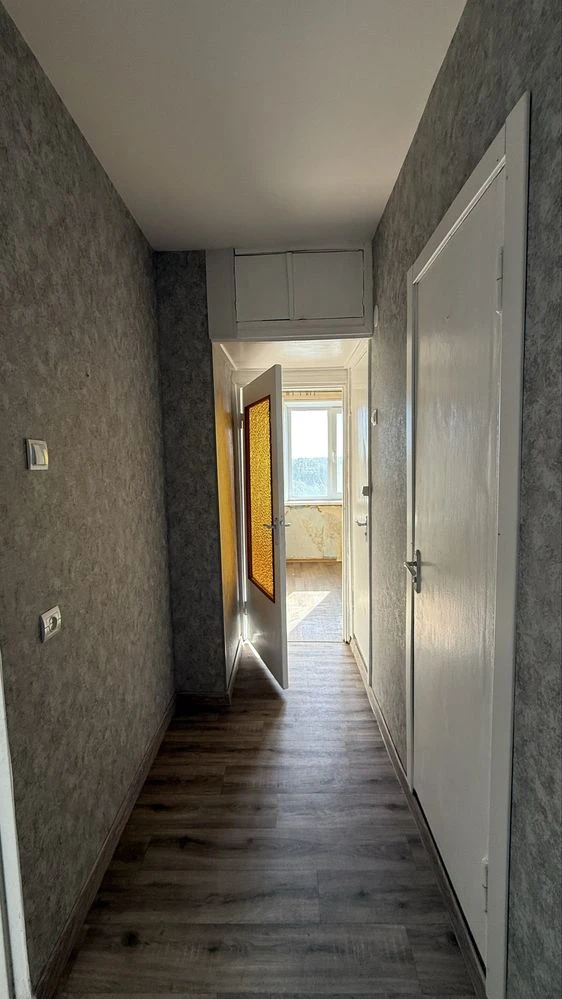 Продам 1-комн. квартиру, 16 мкр-н, Бабурка