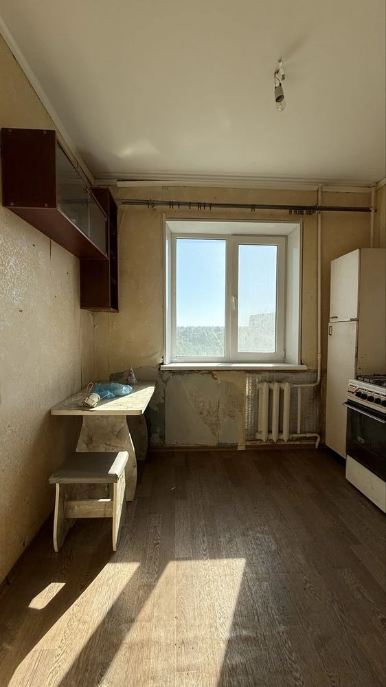 Продам 1-комн. квартиру, 16 мкр-н, Бабурка