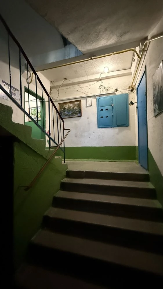 Продам 1-комн. квартиру, 16 мкр-н, Бабурка
