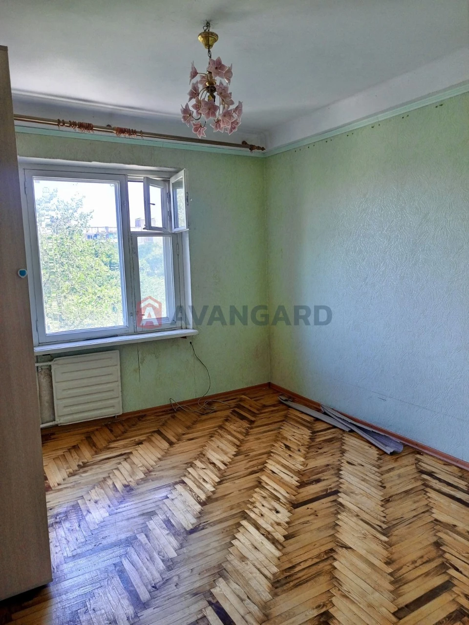 Продажа 3-к кв на ул. Исторической, 42 (Заводской р-н)
