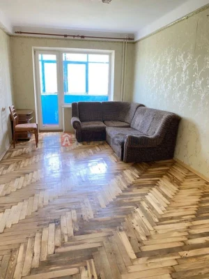 Продажа 3-к кв на ул. Исторической, 42 (Заводской р-н)