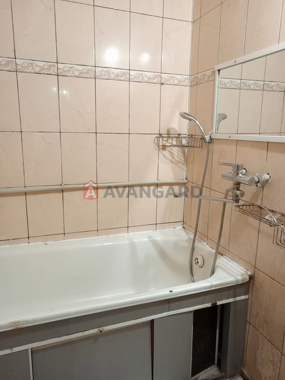 Продажа 3-к кв на ул. Исторической, 42 (Заводской р-н)