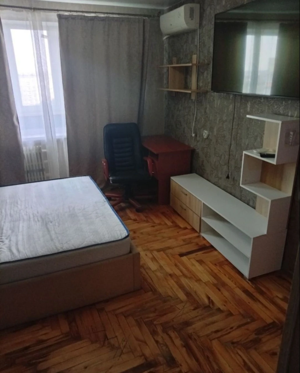 Продается 1-комнатная квартира, бул. Строителей, 9 этаж