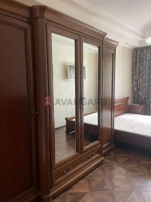 Продается 3х комнатная квартира в р-не Гагарина.