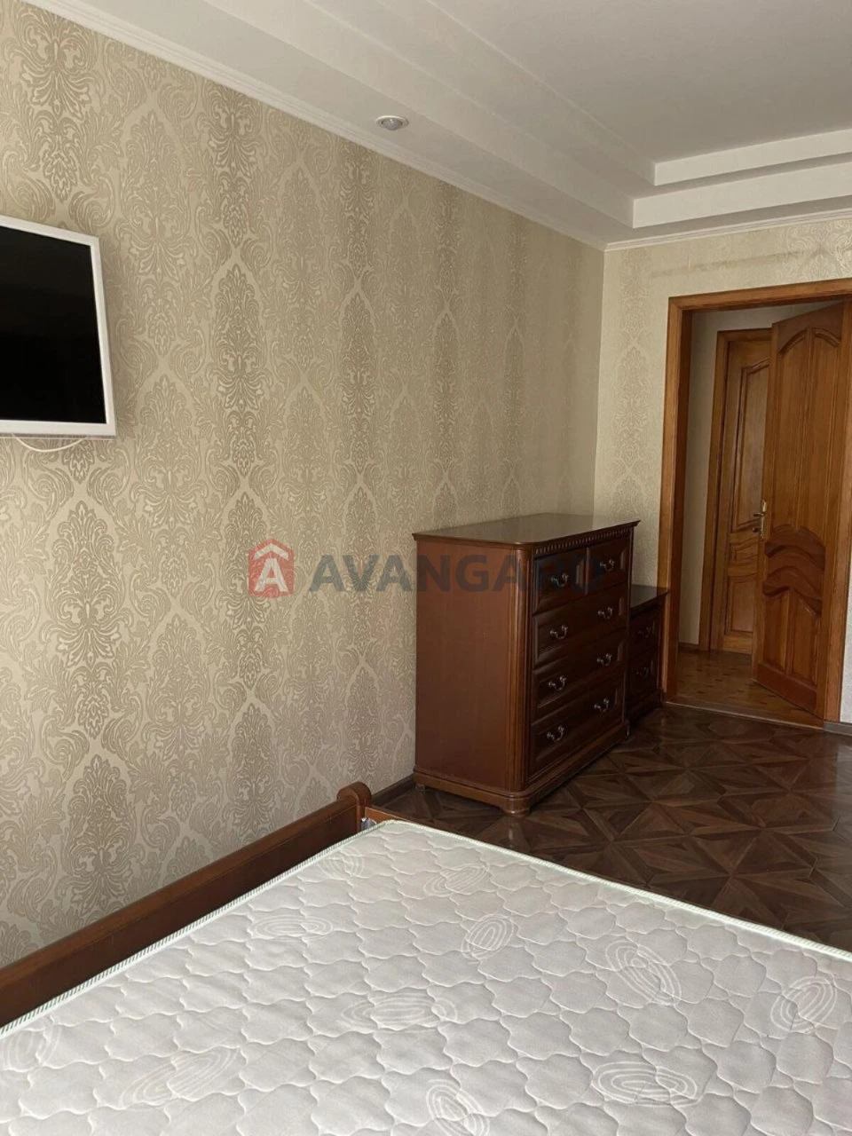 Продается 3х комнатная квартира в р-не Гагарина.