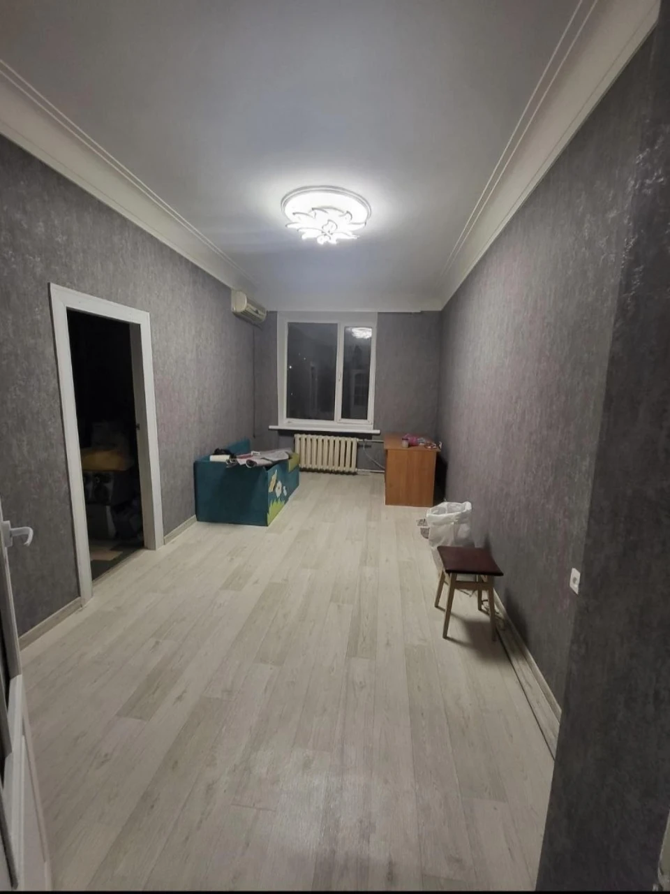 3-кімнатна кв. в центрі Олександрівського, закрита територія