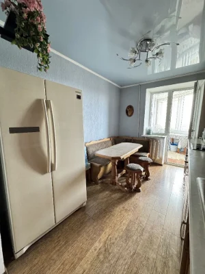 Продажа 3-ком. квартиры с ремонтом и видом на парк! Центр Хо