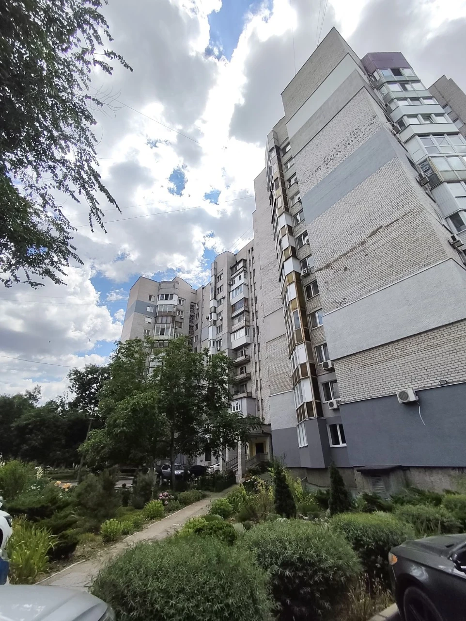 Продажа 3-ком. квартиры с ремонтом и видом на парк! Центр Хо
