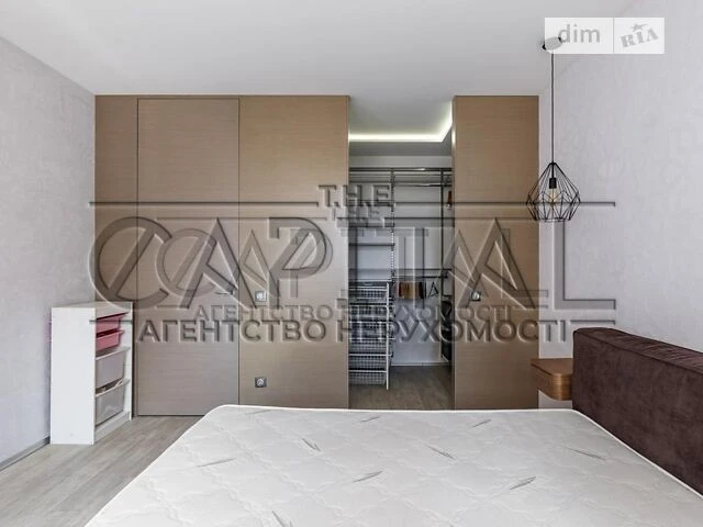 Sale of 1-room apartment 44 sq. m. on Mykhaylo Maksimovicha st. 3G •