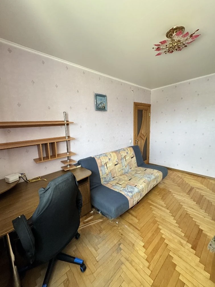 Продажа 3-ком. квартиры с ремонтом и видом на парк! Центр Хо