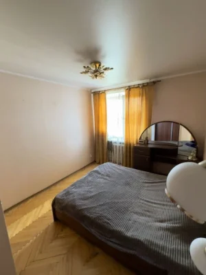 Продажа 3-ком. квартиры с ремонтом и видом на парк! Центр Хо
