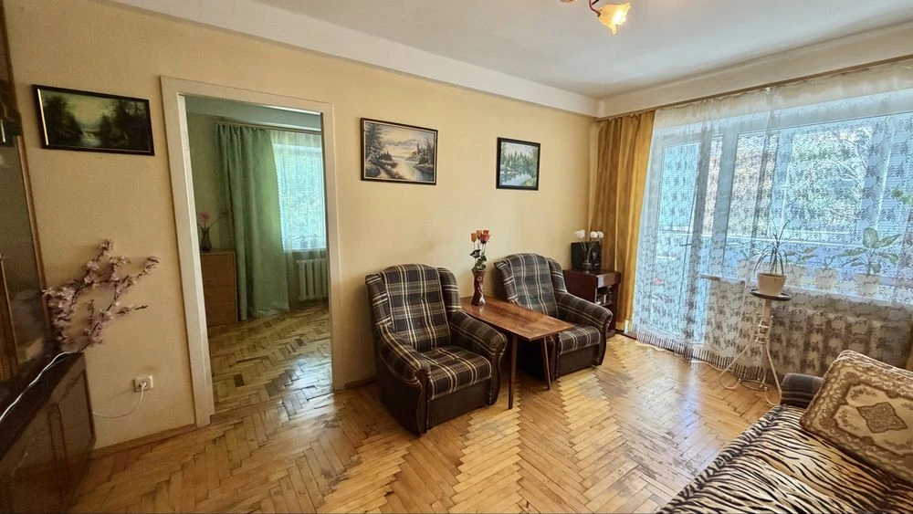 Ціну знижено! Продаж 2-кімн кв по вул Перемоги/ Амстор
