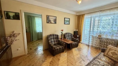 Ціну знижено! Продаж 2-кімн кв по вул Перемоги/ Амстор