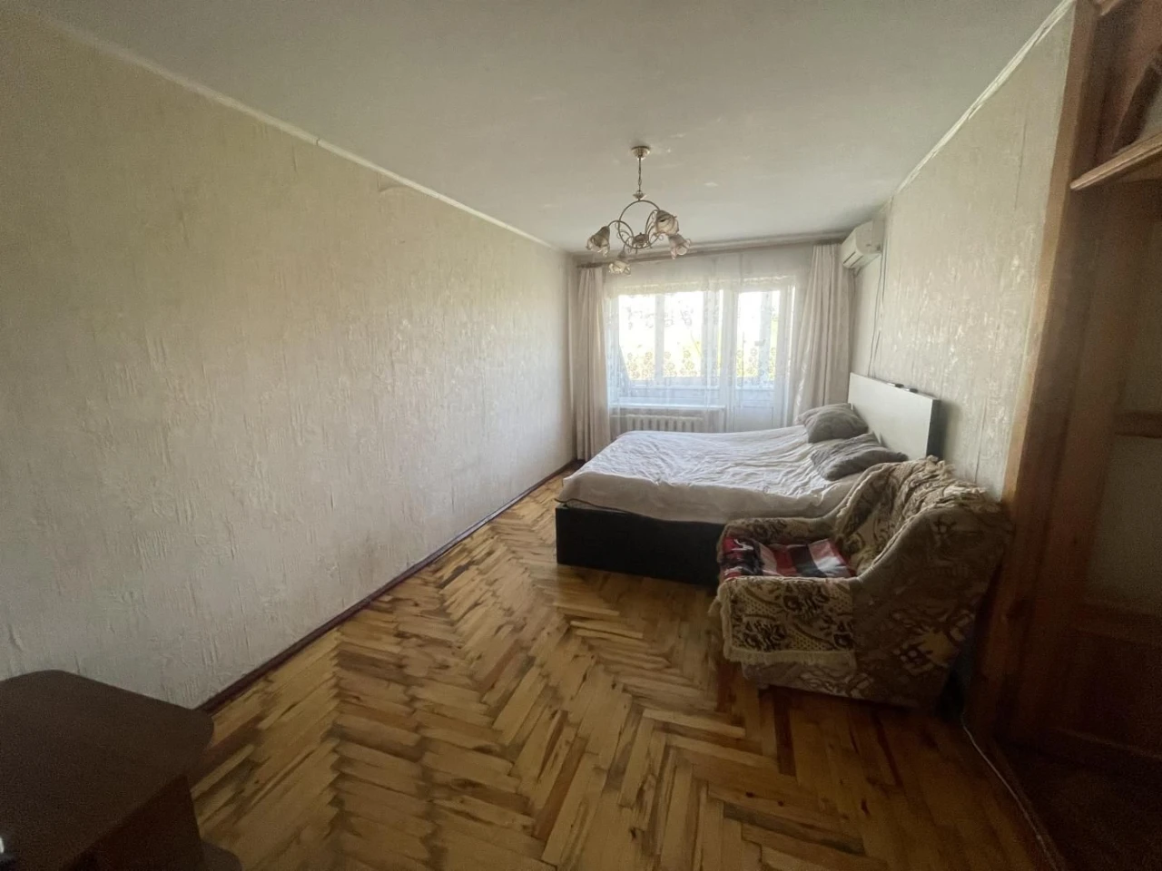 Продаж 3-кімн. квартири 66 м² з видом на Набережну, Олександ