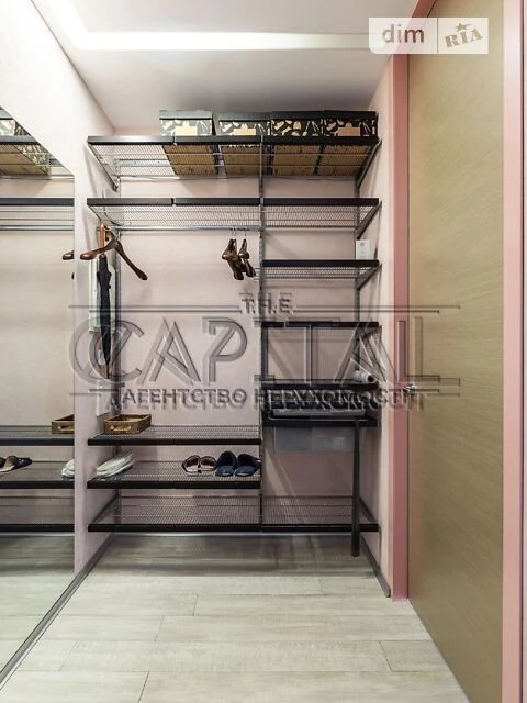 Sale of 1-room apartment 44 sq. m. on Mykhaylo Maksimovicha st. 3G •