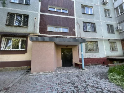 Продаж 3-кімн. квартири 66 м² з видом на Набережну, Олександ