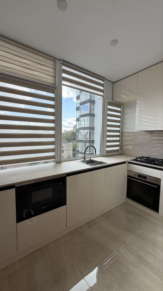 Продаж 1-кімнатної квартири 45 м² з ремонтом біля парку Шевч