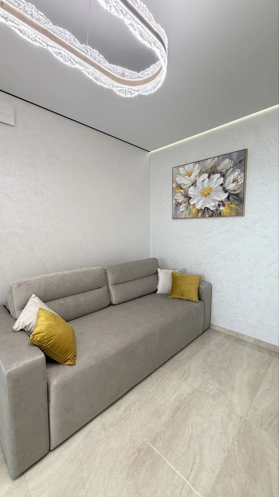 Продаж 1-кімнатної квартири 45 м² з ремонтом біля парку Шевч