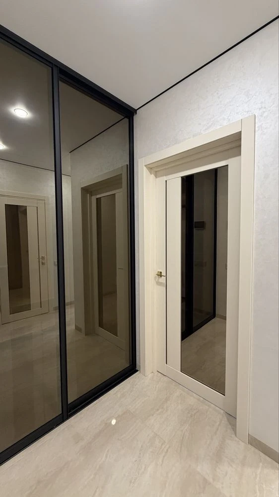 Продаж 1-кімнатної квартири 45 м² з ремонтом біля парку Шевч