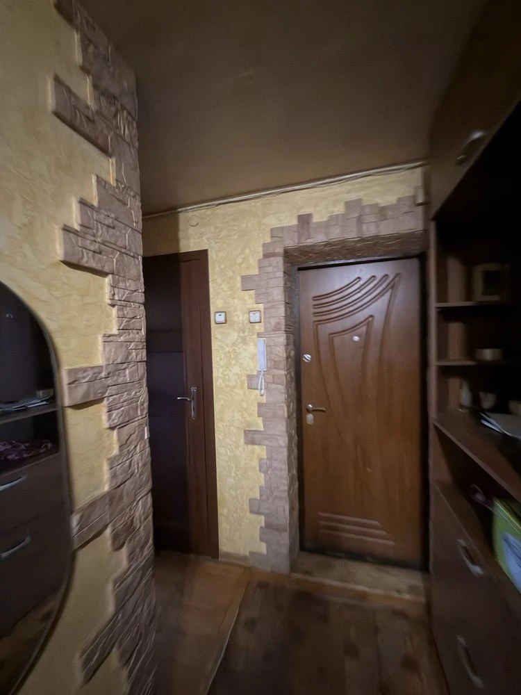 Продається 3- кімнатна квартра Сахарова, центр