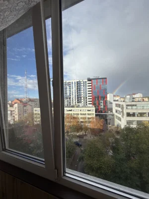 Продається 3- кімнатна квартра Сахарова, центр