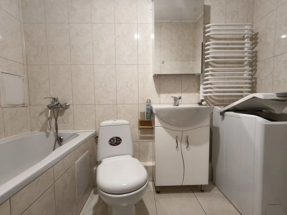 Продаж 1 кімнатної квартири в обжитій новобудові