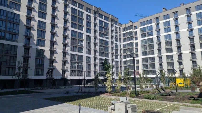 ПРОДАМ 3 кім. квартиру в спальному районі