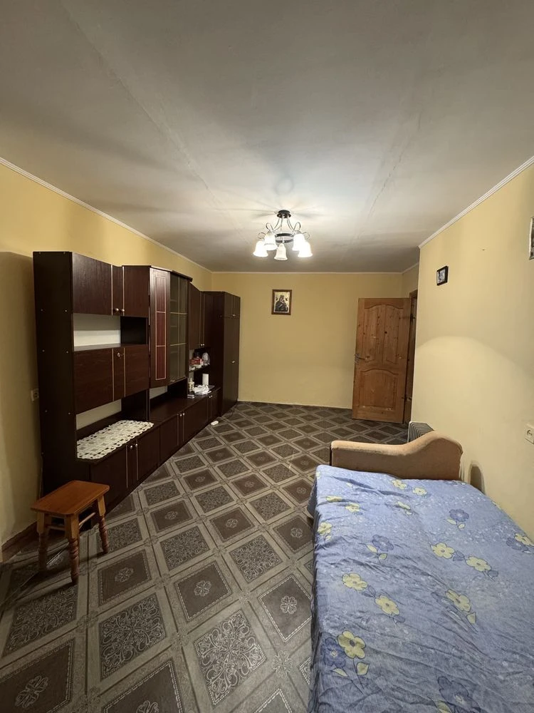 Продається 2-кімнатна квартира в мікрорайоні Пасічна