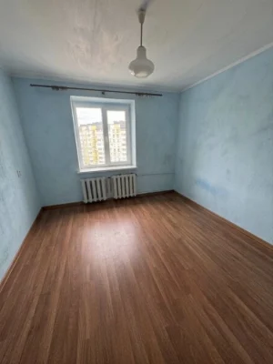 Продається 2-кімнатна квартира в мікрорайоні Пасічна