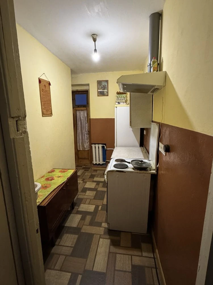 Продається 2-кімнатна квартира в мікрорайоні Пасічна
