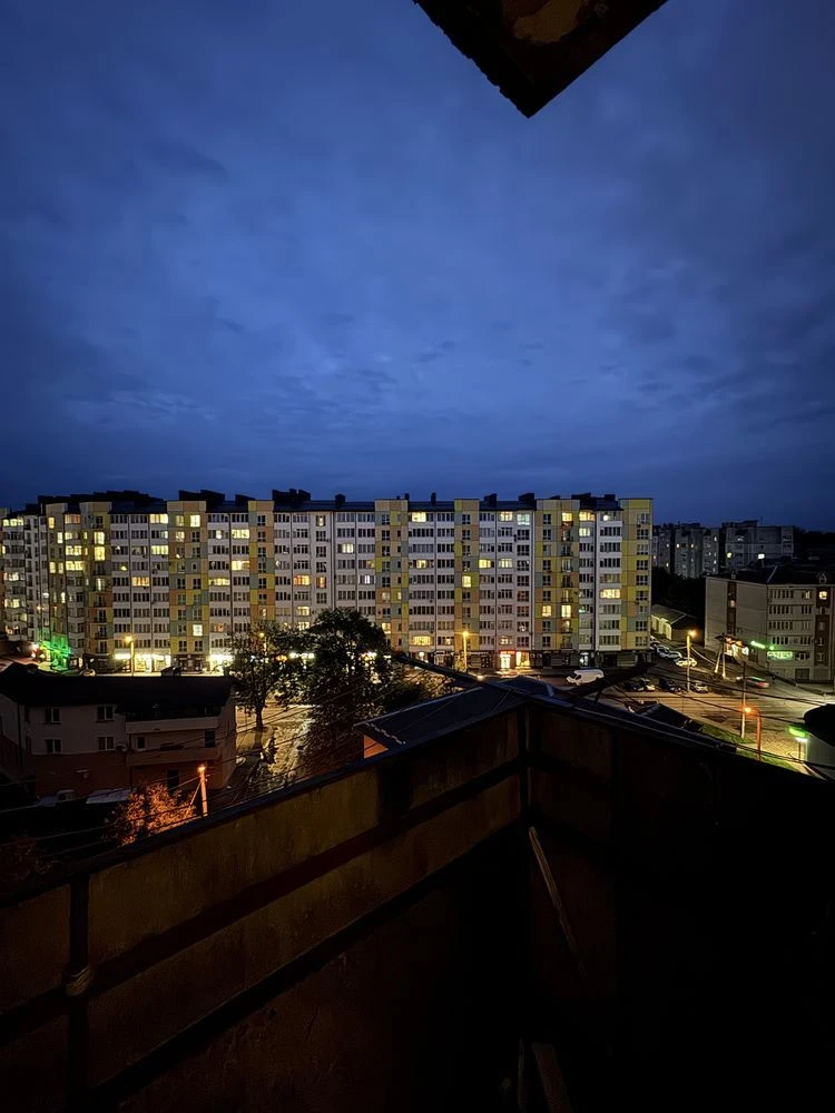 Продається 2-кімнатна квартира в мікрорайоні Пасічна