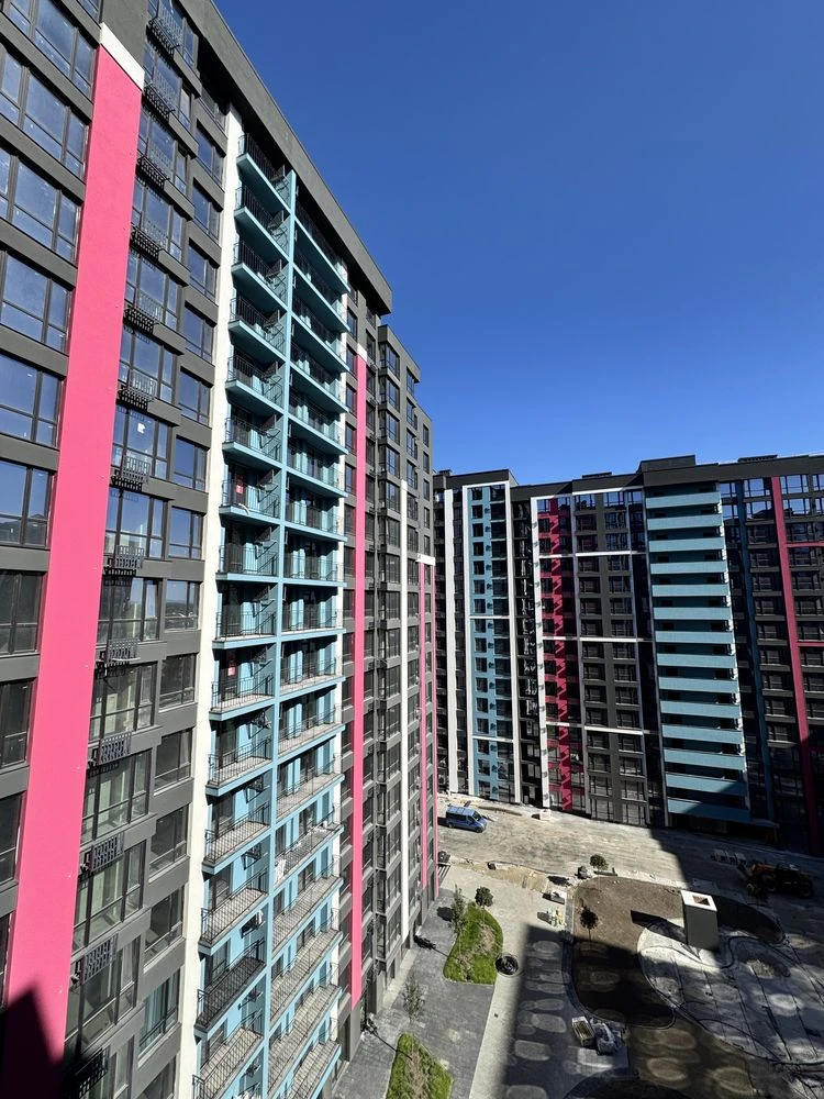 Видова двокімнатна квартира в ЖК SkyGarden_KC