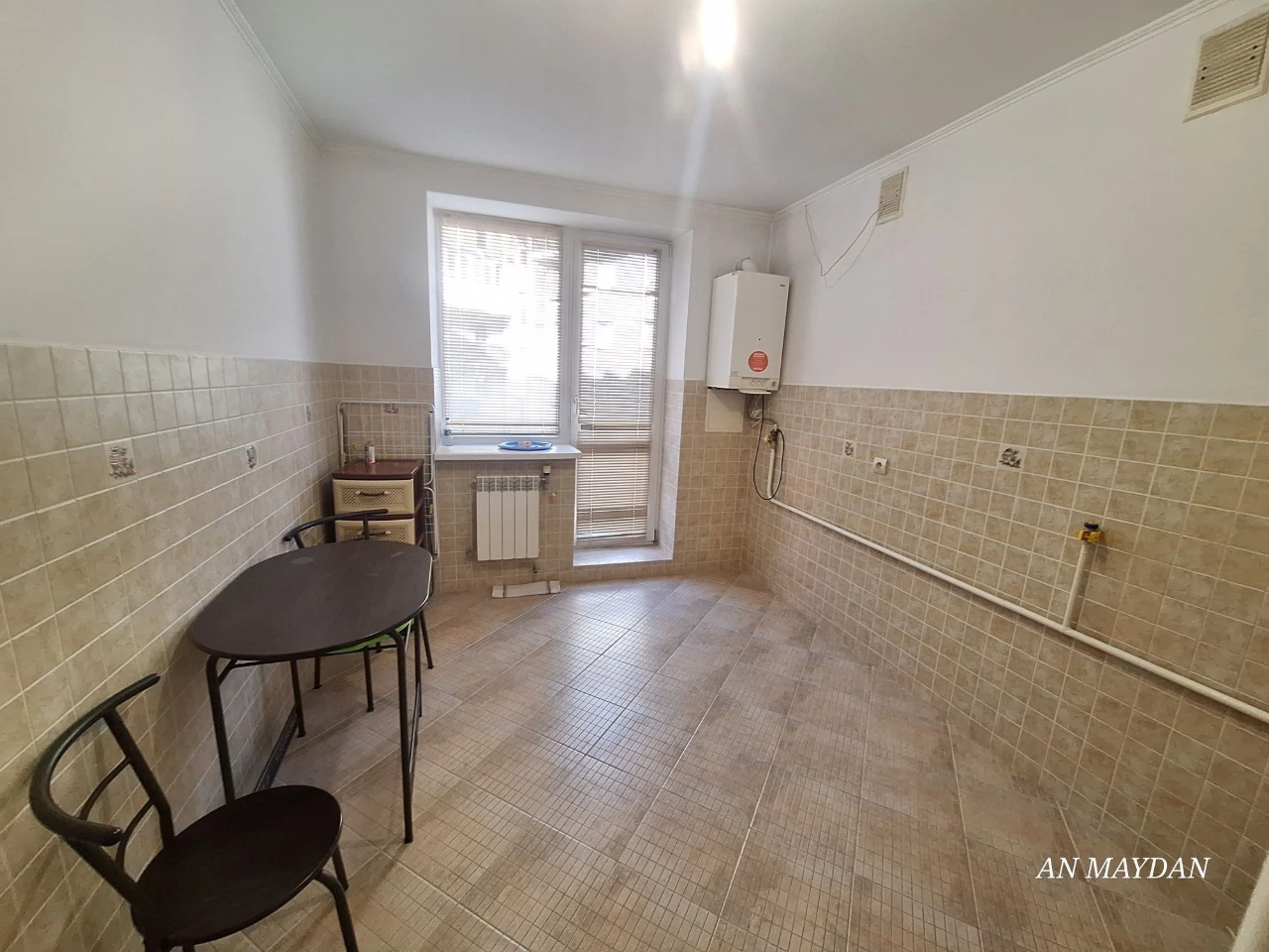 Простора 2-к квартира в самому центрі міста .Терміновий прод