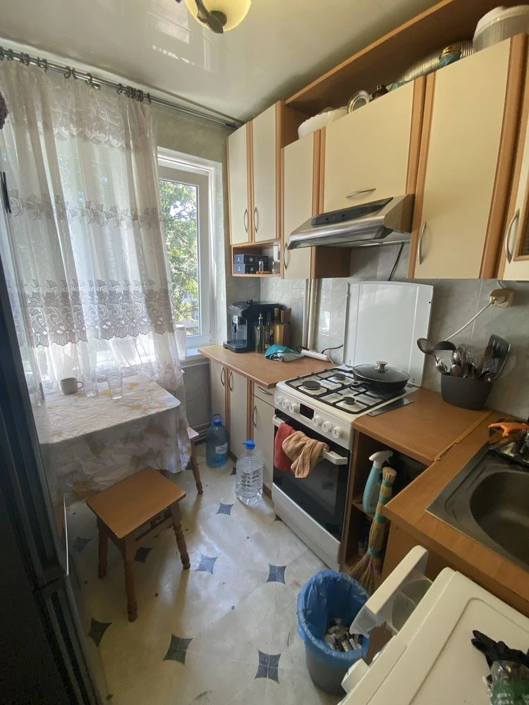 Продам  2к.квартиру, в р-н Кр.ринку, з Автономкою!