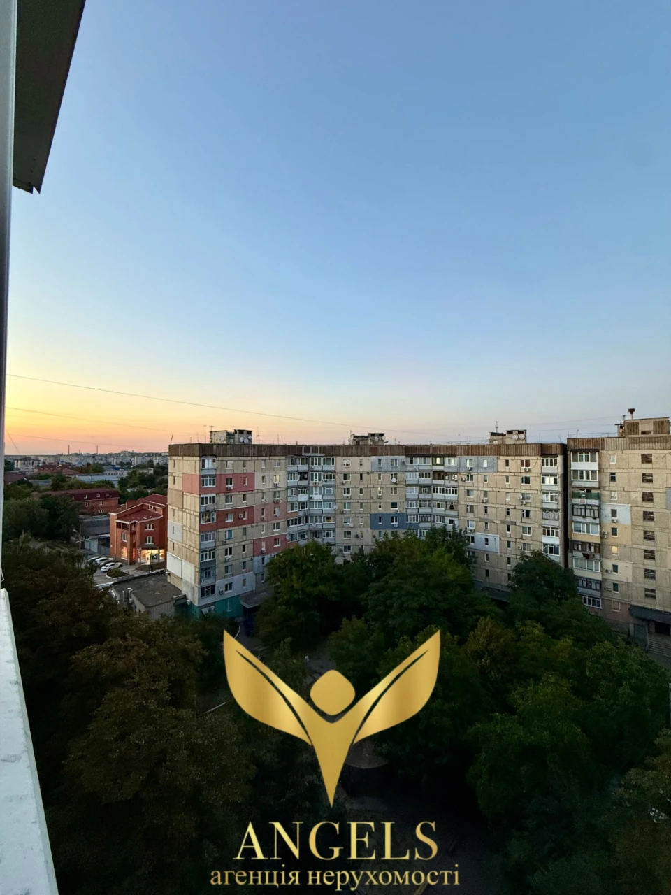 Продаж 1-кімнатної укомплектованої квартири 40.2м² м/р Шкіль