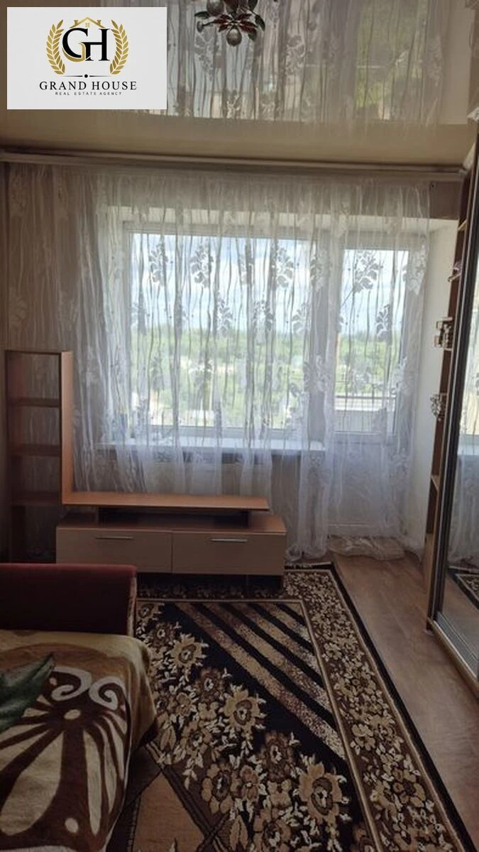 Продам двокімнатну квартиру, Новомиколаївка.
