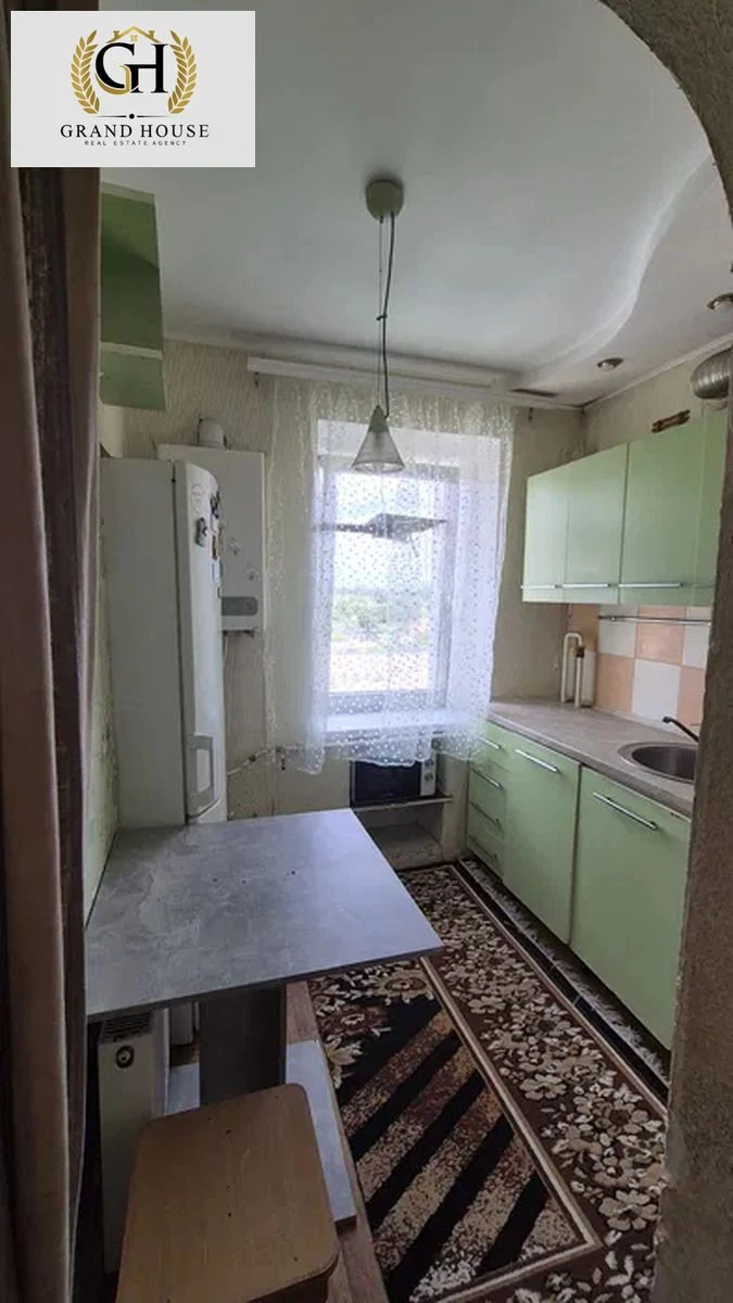 Продам двокімнатну квартиру, Новомиколаївка.