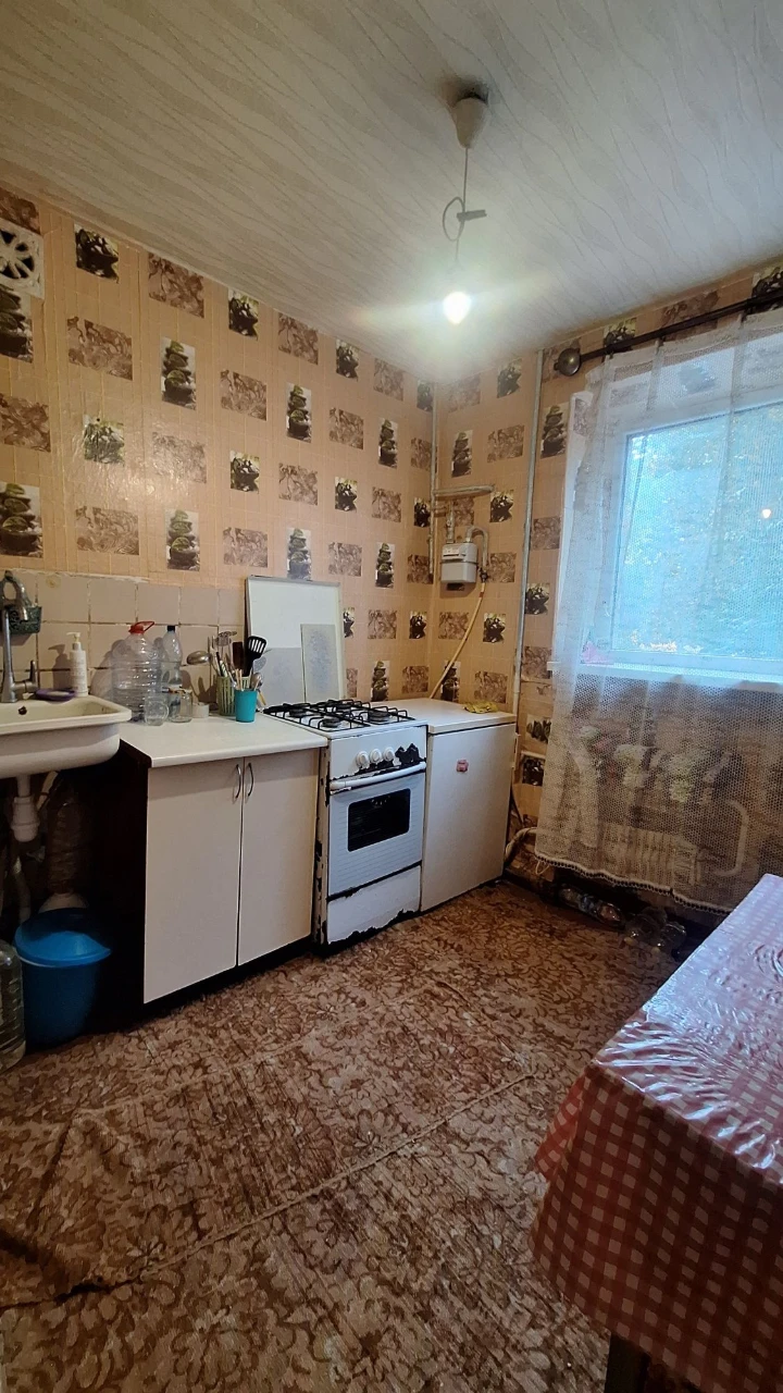 1 кім квартира  34 кв. 1/5