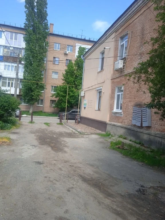 Продам квартиру в центрі міста, читайте уважно оголошення