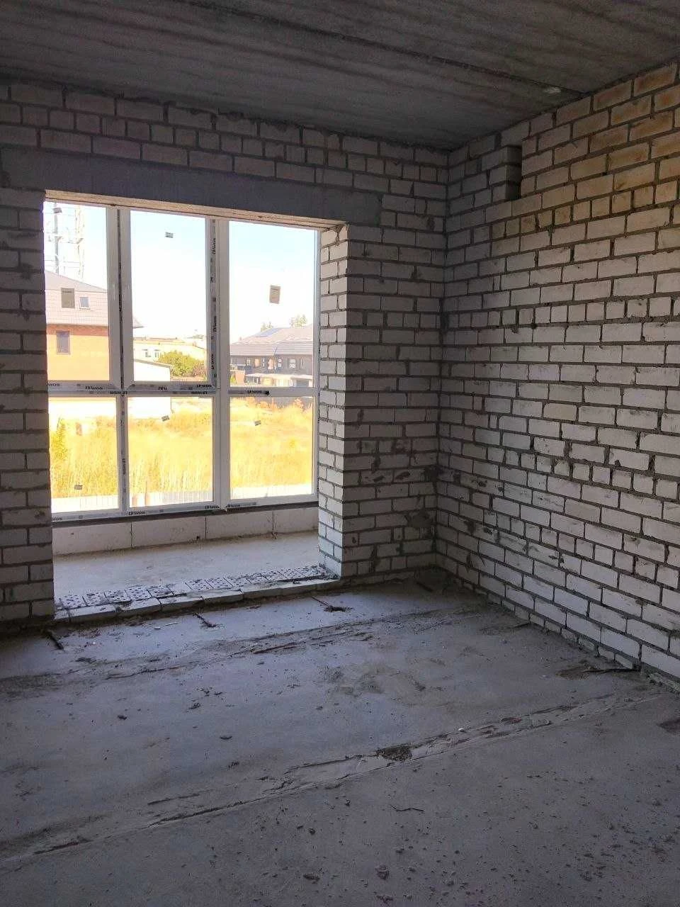 Сучасна 2К квартира 72м² на вул. Садова 120, від надійного З