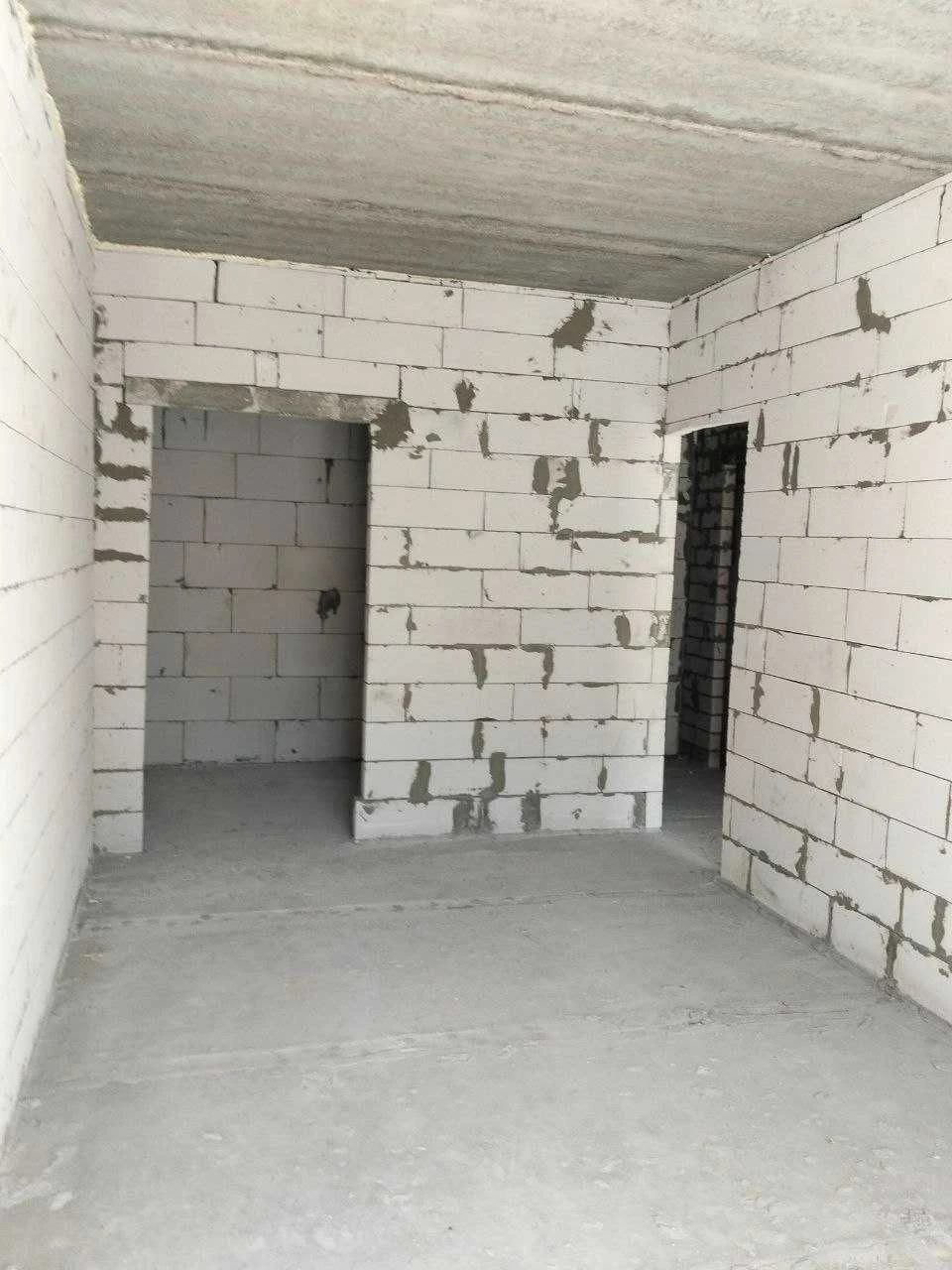 Сучасна 2К квартира 72м² на вул. Садова 120, від надійного З