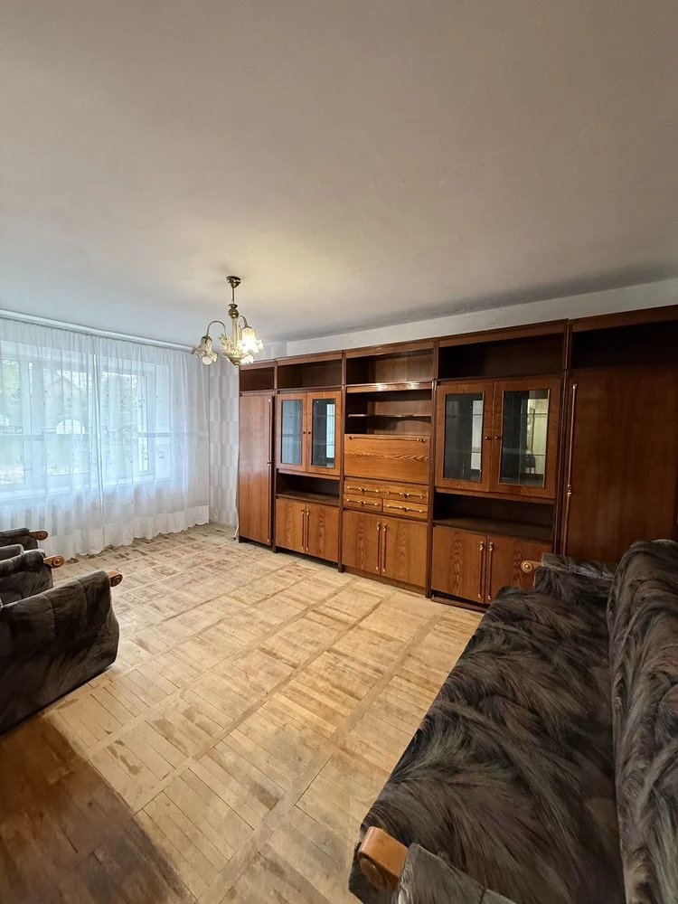 Продаж 3-кімнатної квартири.