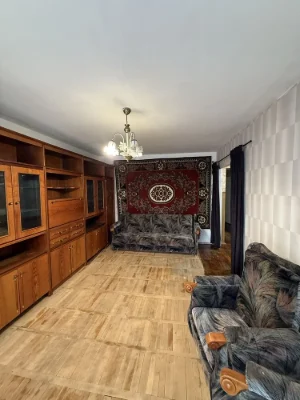 Продаж 3-кімнатної квартири.