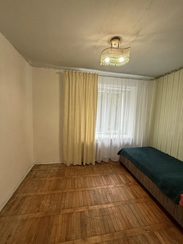 Продаж 3-кімнатної квартири.