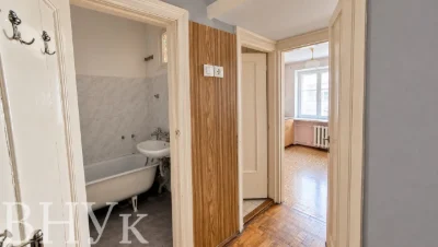 Продається 1 кімнатна квартира в центрі міста