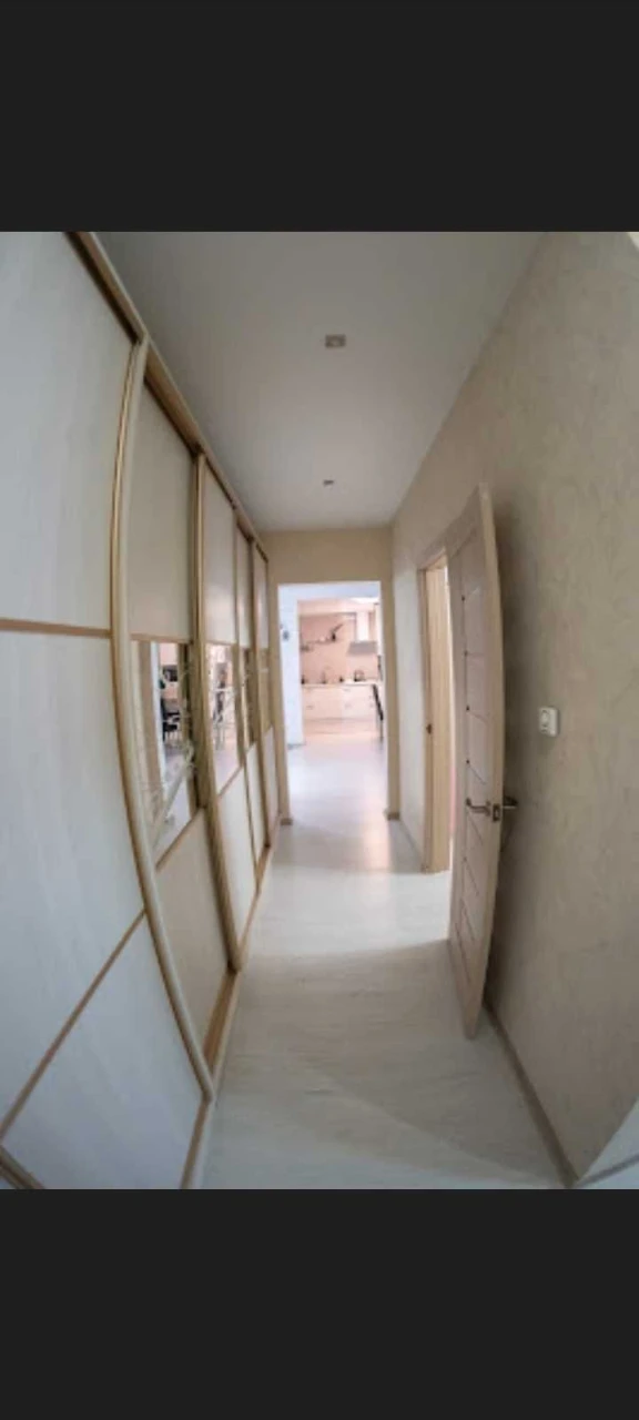 Продаж квартири 2кімнатна