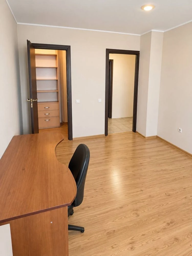 Продам 3 км квартиру